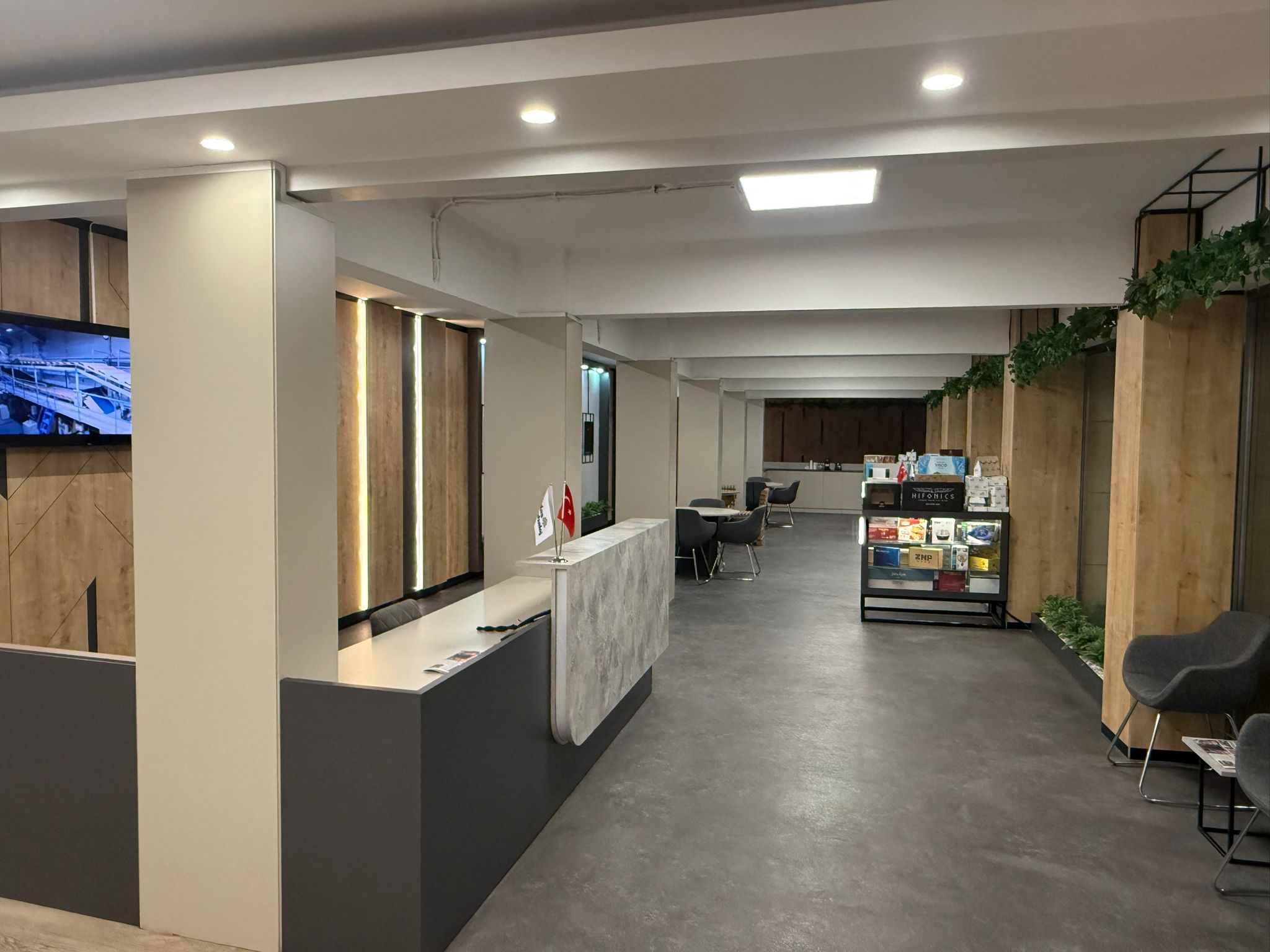 Ledin | İhlas Ofisi İç Mimari Tasarım ve Uygulama Projesi
