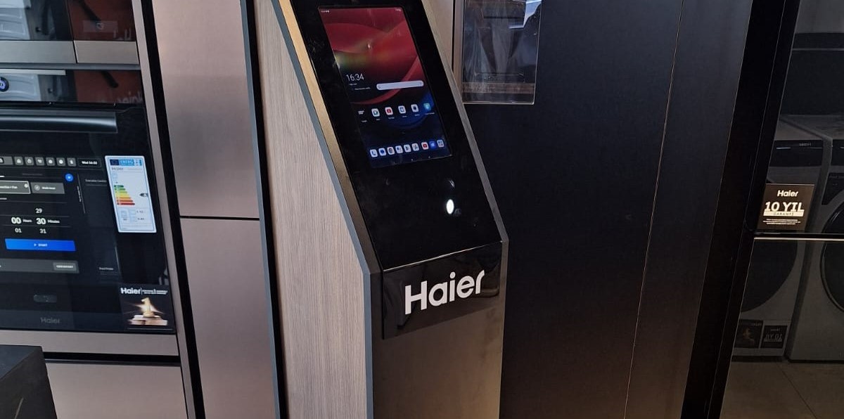 Ledin | Haier İnteraktif Karşılama Kiosku Tasarımı